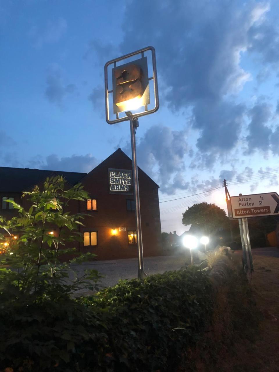 مبيت وإفطار ألتون The Blacksmith Arms المظهر الخارجي الصورة